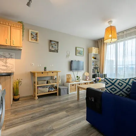 Sunny Flat-4 People-delta Mall-private Parking Space Varna