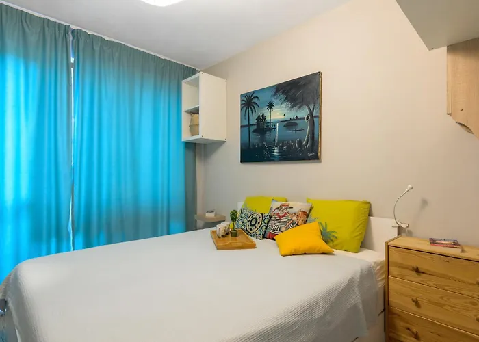 1br Near Delta Mall Varna-terrace&private Parking Apartman Várna