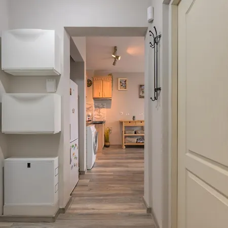 1br Near Delta Mall Varna-terrace&private Parking Apartment